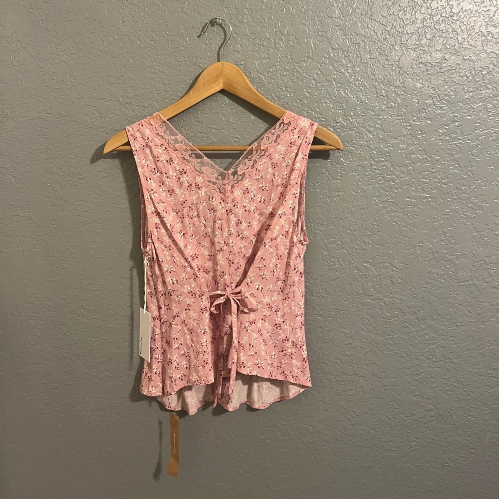 Reformation • Cristina Top in Baby’s Breath - Picture 4 of 4